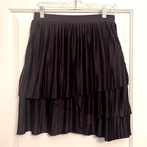 NWT Banana Republic pleated mini skirt, 4